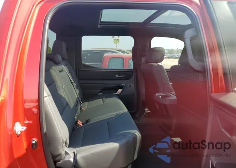 2025 Toyota Tundra Crewmax Limited z USA, uszkodzony, nr VIN 5TFJA5DBXSX274391